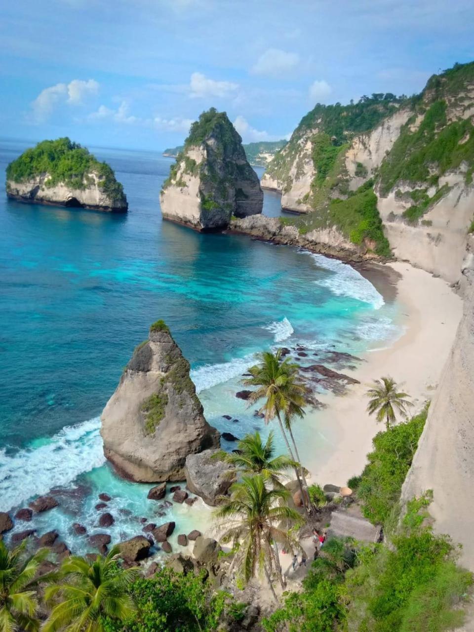 Kubu Artha Bungalow Nusa Penida Ped Exterior photo